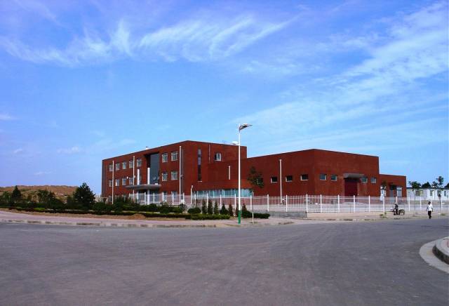 building-04